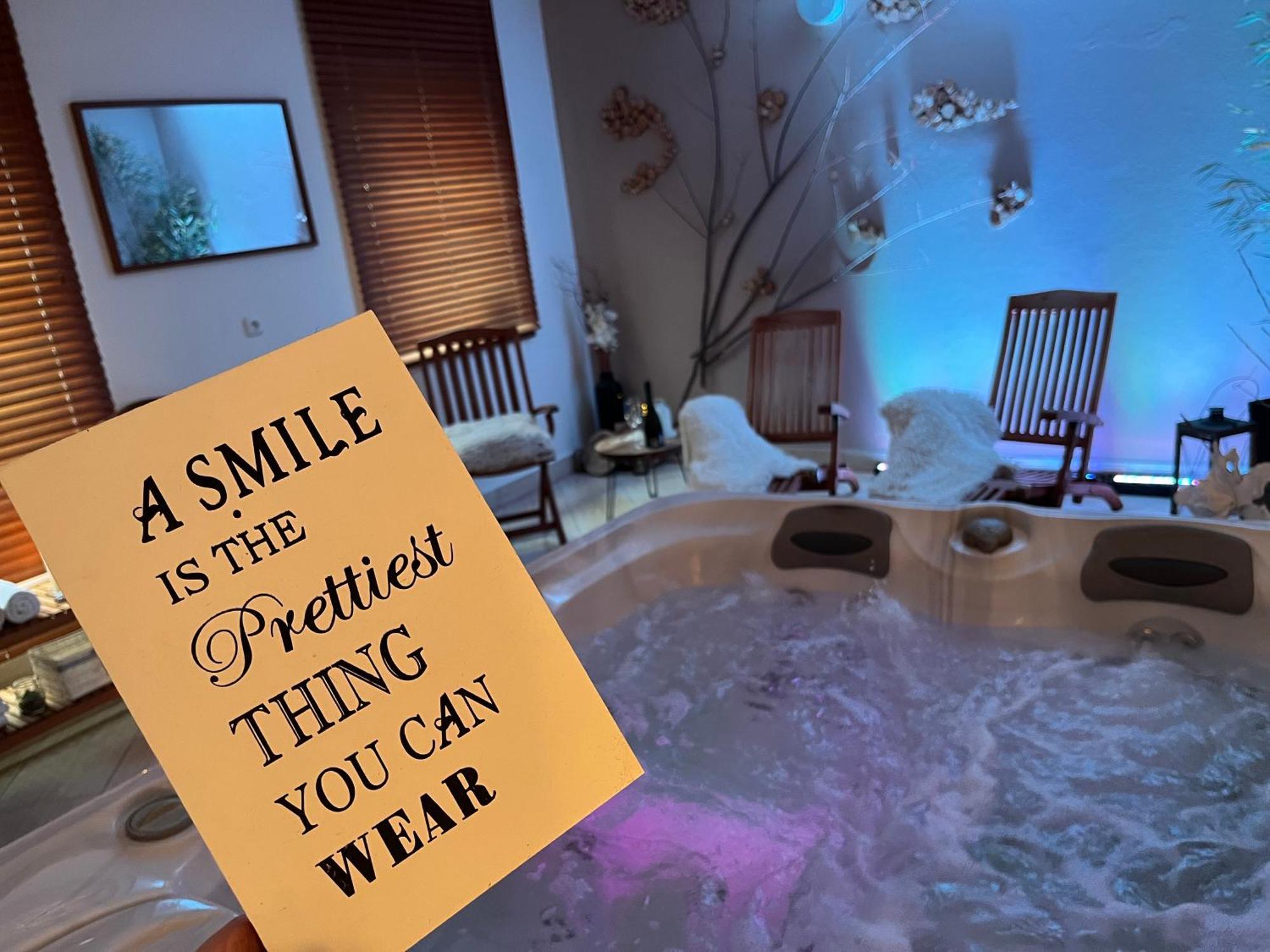 Wellness Villa Liptov ลิปโตวสกา เซียลนิตซา ภายนอก รูปภาพ