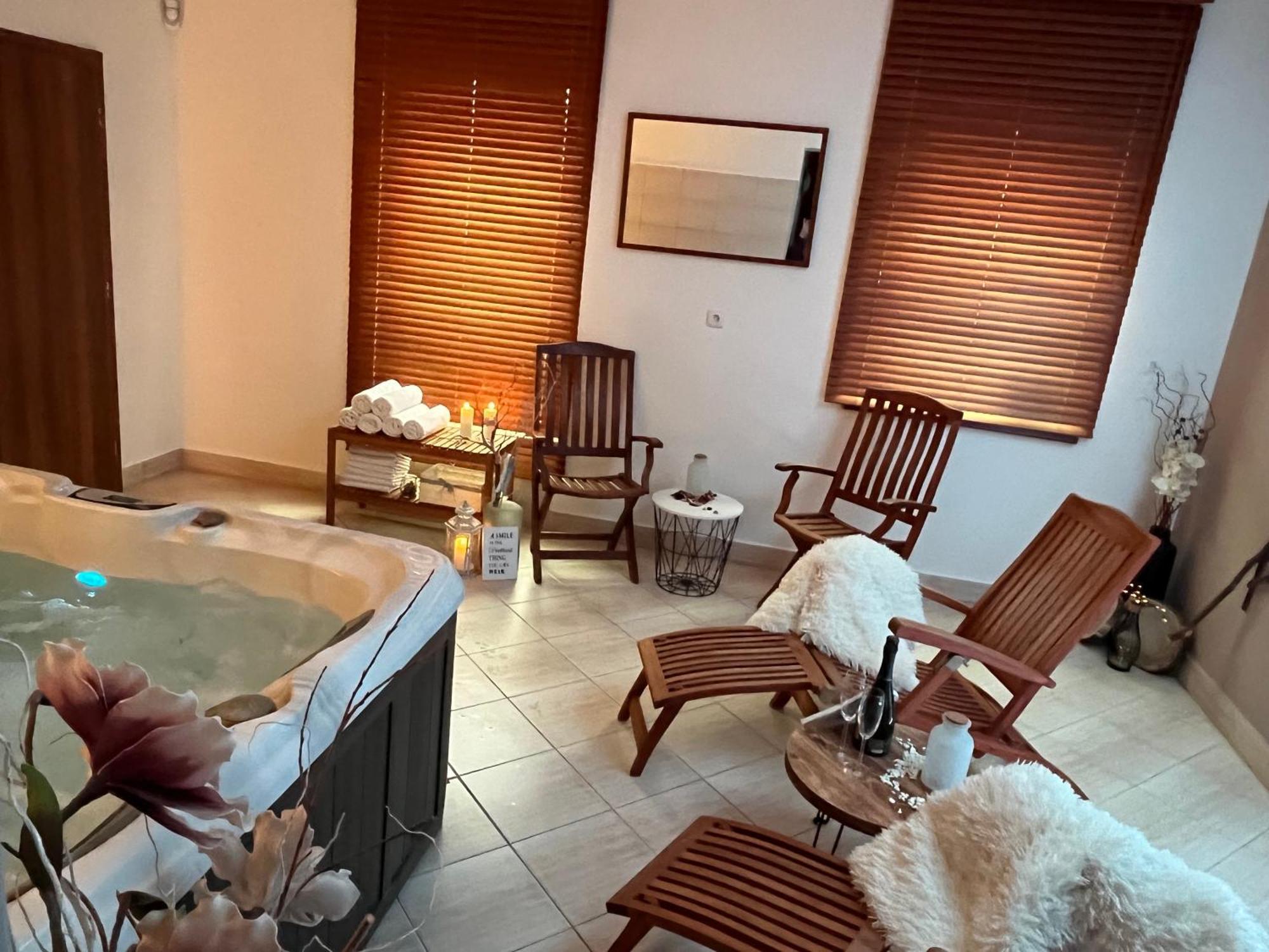 Wellness Villa Liptov ลิปโตวสกา เซียลนิตซา ภายนอก รูปภาพ