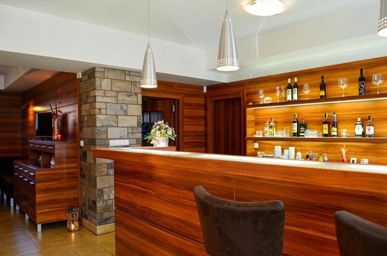 Wellness Villa Liptov ลิปโตวสกา เซียลนิตซา ภายนอก รูปภาพ